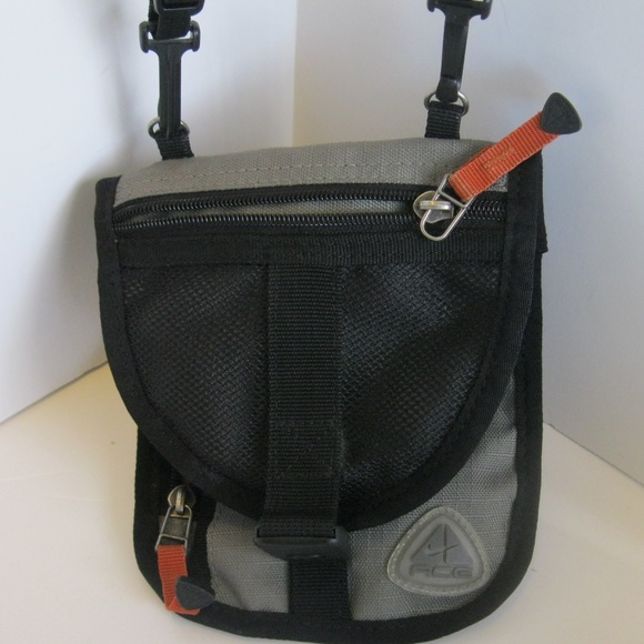 nike acg shoulder bag